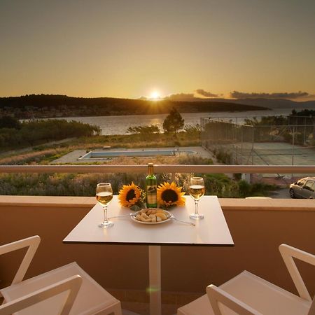 Gliving365 Capital Appartement Argostoli  Buitenkant foto